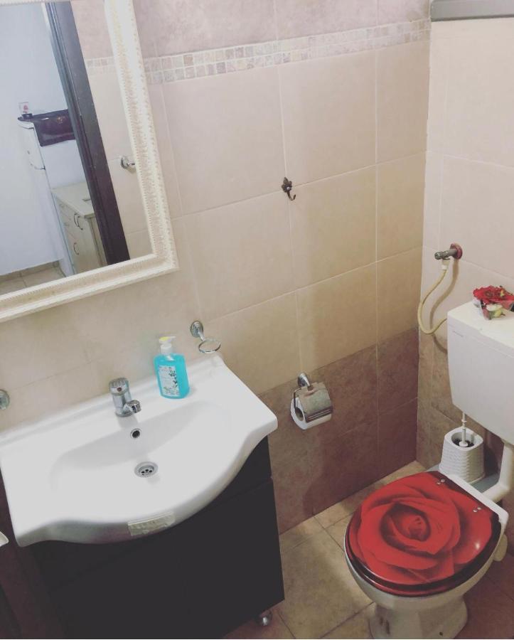 Star Guest- House Hotel Or Yehuda Ngoại thất bức ảnh